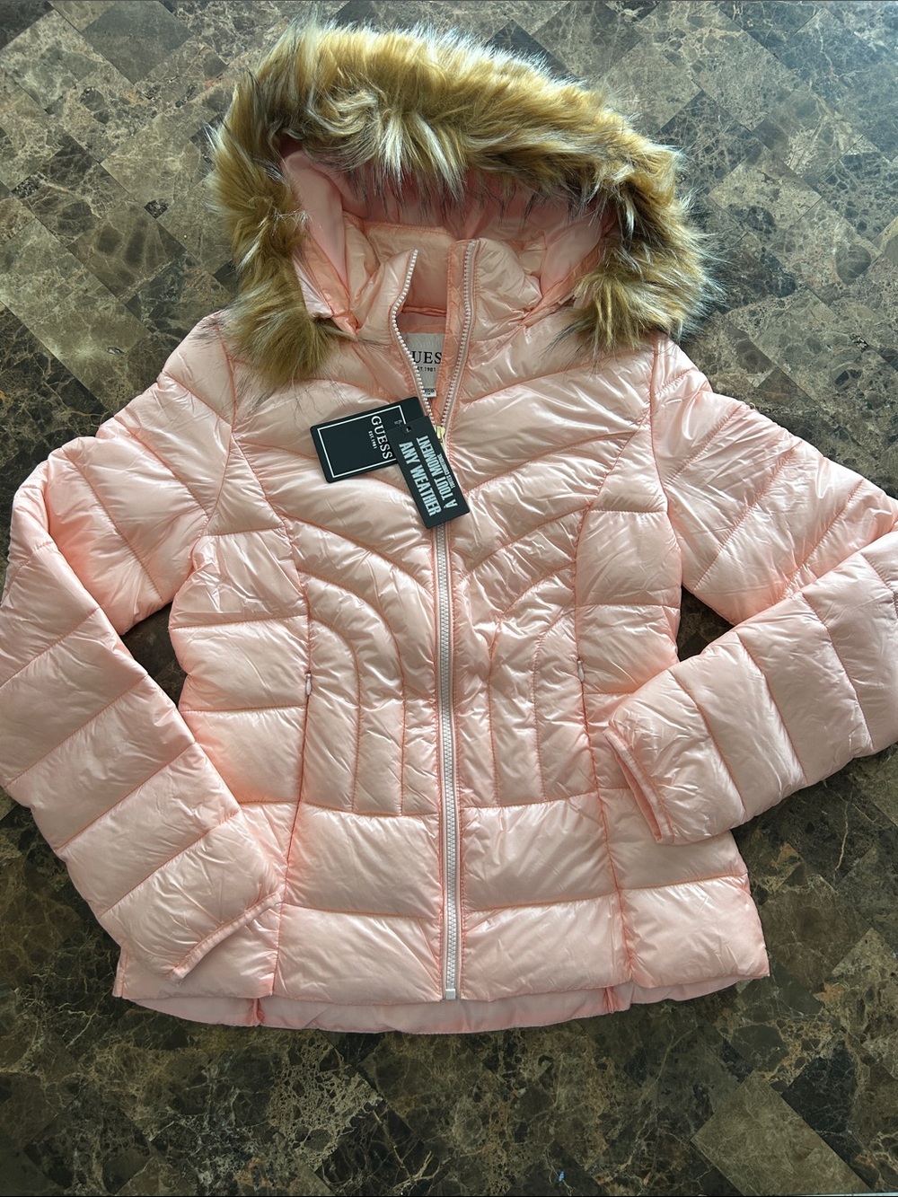 NWT 🆕 GUESS Women's Any Weather Light Pink Blush Hooded Puffer Jacket size M